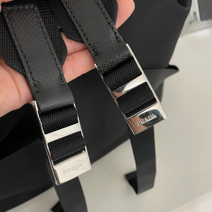 [BUNJANG] Prada Medium Backpack 1BZ005 / 프라다 백팩 미디움 사이즈 1bz005 (아울렛버전)
