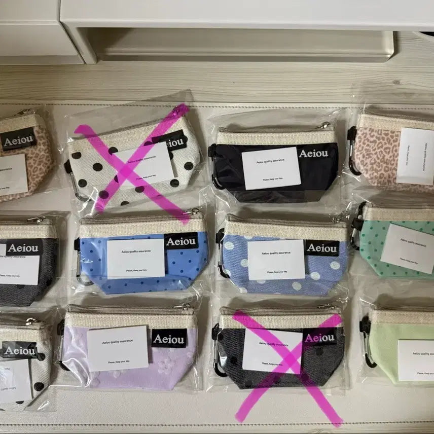 [BUNJANG] AEIOU XS/S Size Pouch / 아에이오우 xs, s사이주 파우치