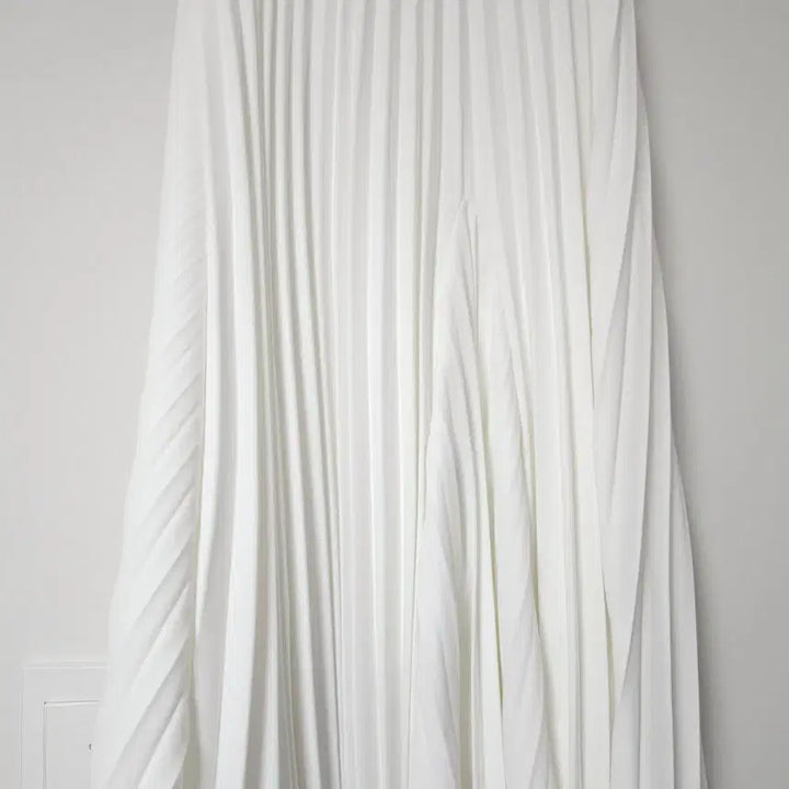 [BUNJANG] by flow 바이플로우 Pleated Long Skirt / by flow 바이플로우 바이씨니 플리츠 롱스커트