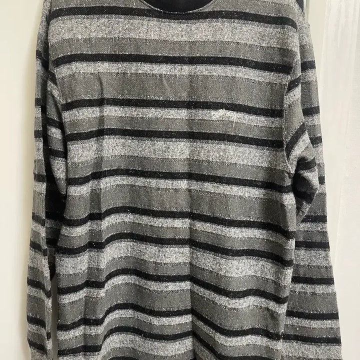 [BUNJANG] Stussy Black Gray Stripe Sleeve T-shirt M / 스투시 블랙 그레이 스트라이프 슬리브 티셔츠 M