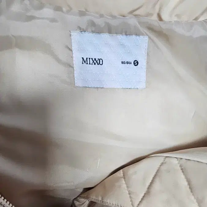 [BUNJANG] MIXXO Ivory Padded Jumper / 미쏘 아이보리 패딩 점퍼