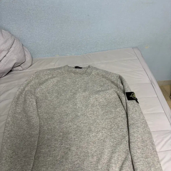 [BUNJANG] Stone Island Gray Knit Sweater / 스톤아일랜드 그레이 니트