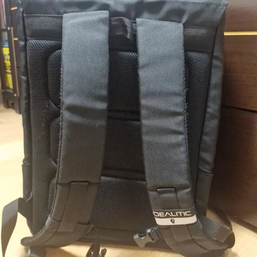 [BUNJANG] IDEALITIC Black Backpack / IDEALITIC 블랙 백팩