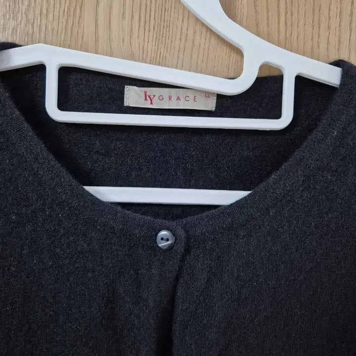 [BUNJANG] 100% Cashmere Cardigan - Black, Size L / 블랙 캐시미어 100%가디건 L사이즈