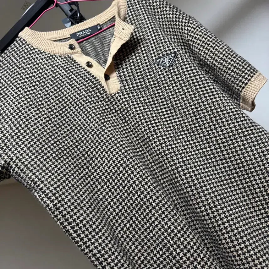 [BUNJANG] Prada Houndstooth Knit Sweater / 프라다 하운드투스 니트
