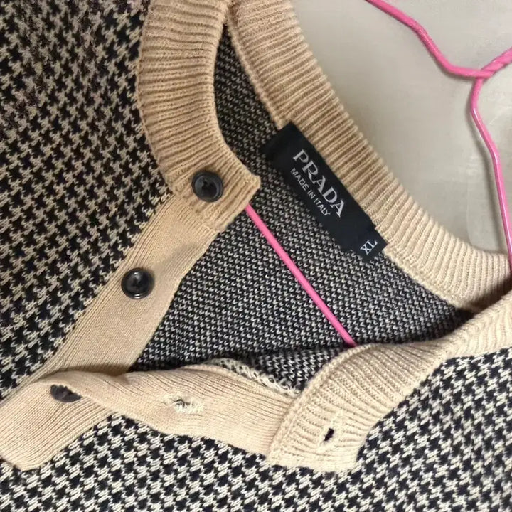 [BUNJANG] Prada Houndstooth Knit Sweater / 프라다 하운드투스 니트