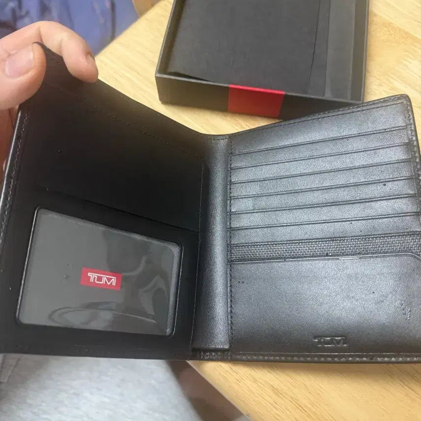 [BUNJANG] TUMI Passport Wallet / TUMI 투미 남성 여권지갑(택 제거 새상품)