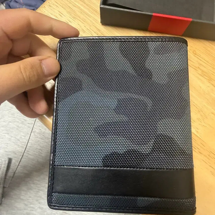 [BUNJANG] TUMI Passport Wallet / TUMI 투미 남성 여권지갑(택 제거 새상품)