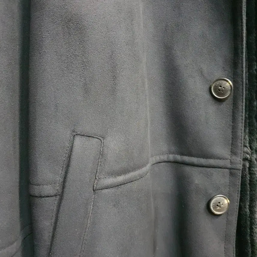 [SOLD OUT] Bernina 블랙 무스탕 코트 100