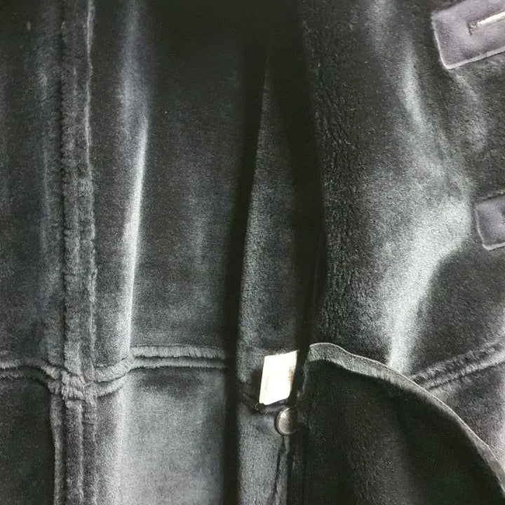 [SOLD OUT] Bernina 블랙 무스탕 코트 100