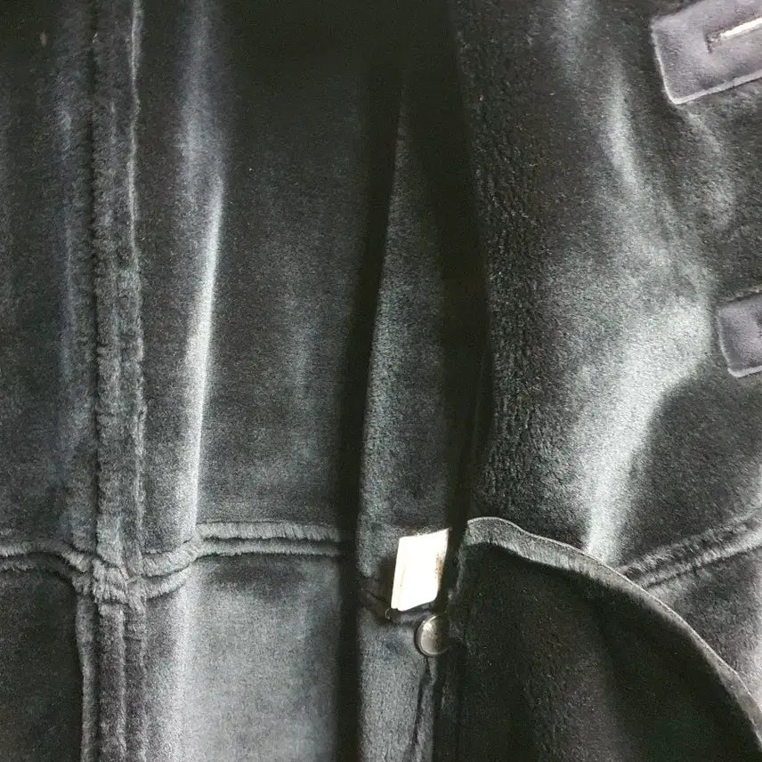 [SOLD OUT] Bernina 블랙 무스탕 코트 100