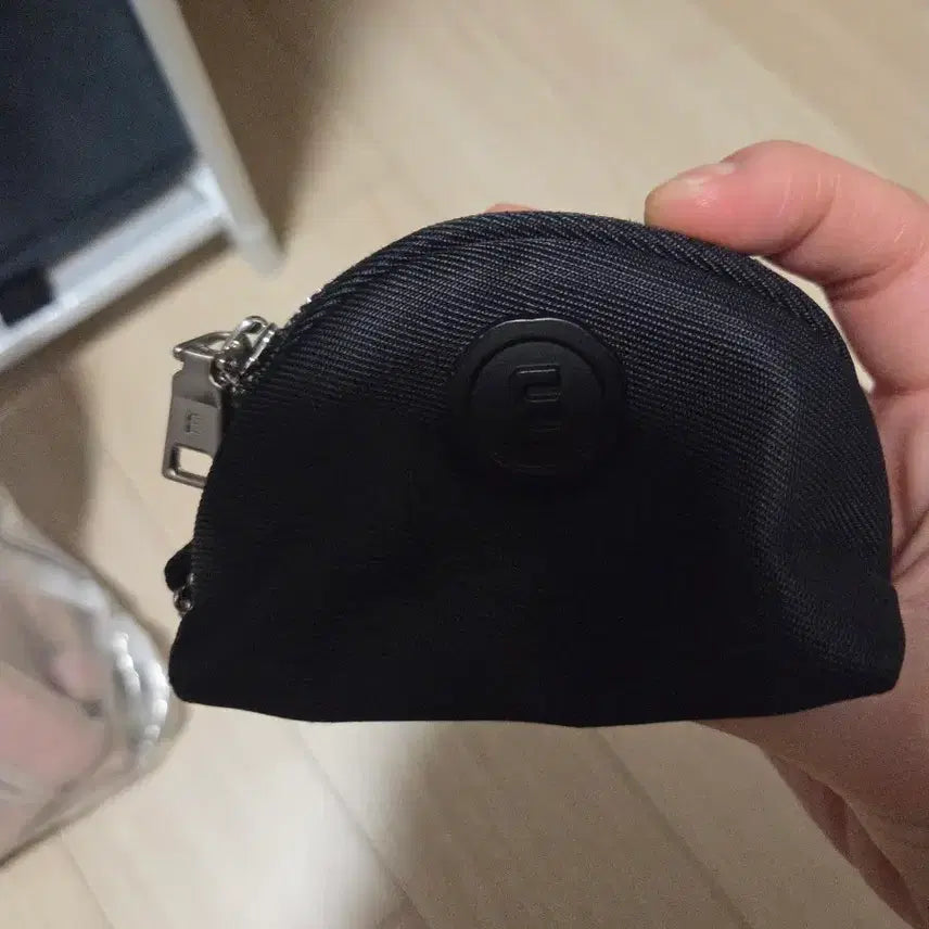 [BUNJANG] Minitmute Clo Pouch Black / 미닛뮤트 클로파우치 블랙
