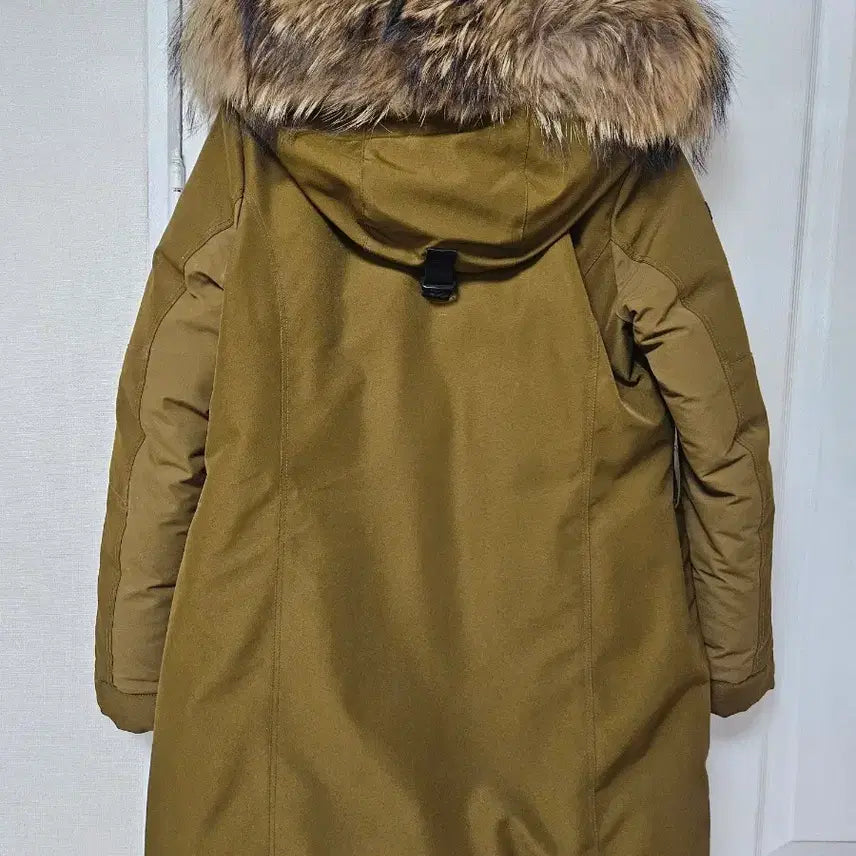 [BUNJANG] Merrell Authentic Goose Down Raccoon Fur Trimmed Parka Padding / 메렐 정품 구스다운 9대1 라쿤털 야상 패딩 MERRELL