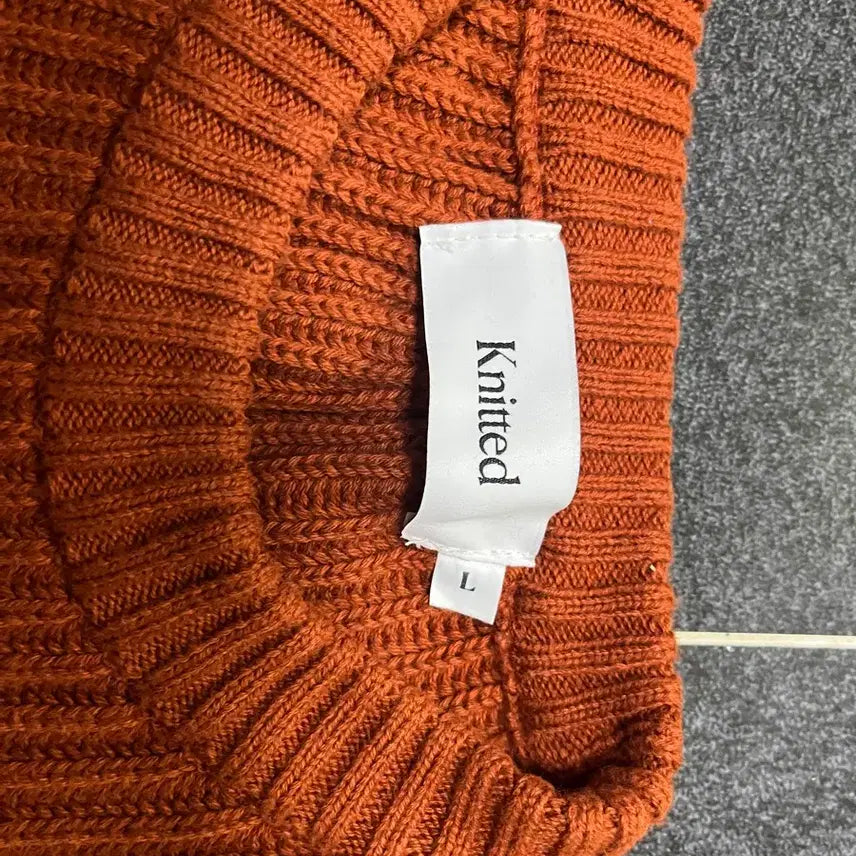 [BUNJANG] Knitted Orange Knit L Size / [L] 니티드 오렌지 니트