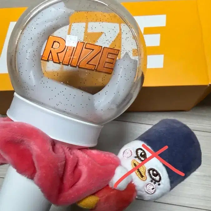 [BUNJANG] RIIZE Sohee Ttolbeong Fanlight / 라브봉 라이즈 응원봉 소희 똘병이