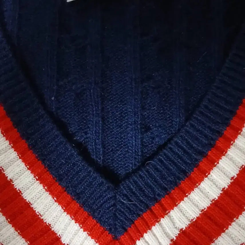 [BUNJANG] BEANPOLE Cable Knit Sweater / 빈폴 BEANPOLE 브이넥 케이블 니트 100 네이비 배색