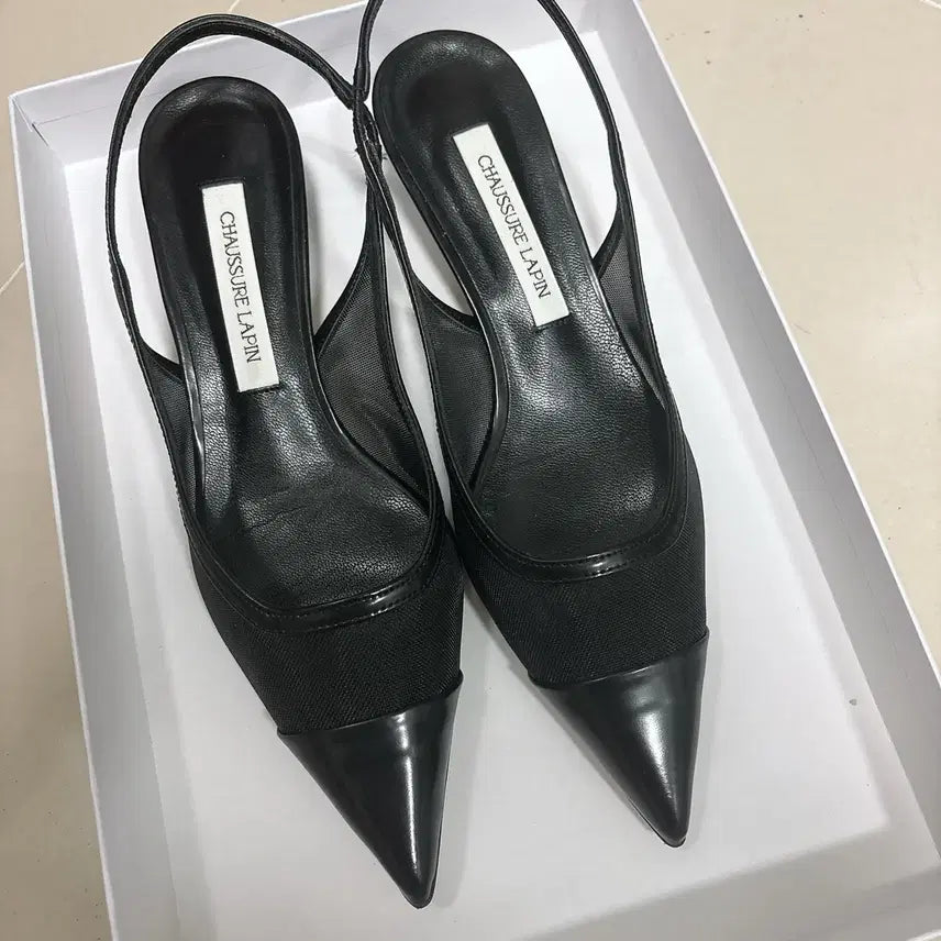 [BUNJANG] Showchurelapin Slingback Pumps / [쇼쉬르라팡]슬링백 펌프스