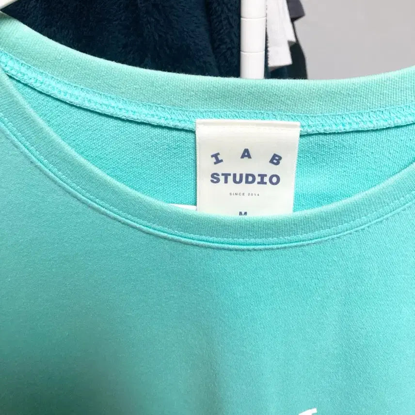 [BUNJANG] IAB Studio Aqua Green T-shirt M / 아이앱스튜디오 티셔츠 아쿠아 그린 M