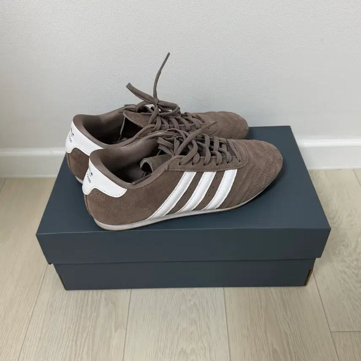 [BUNJANG] Adidas Taekwondo Lace Brown Sneakers / 아디다스 태권도 레이스 브라운 235 (1회착용)