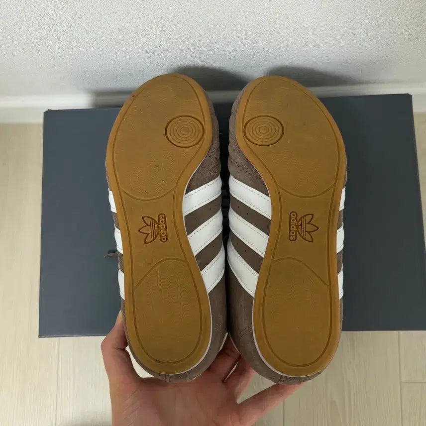 [BUNJANG] Adidas Taekwondo Lace Brown Sneakers / 아디다스 태권도 레이스 브라운 235 (1회착용)