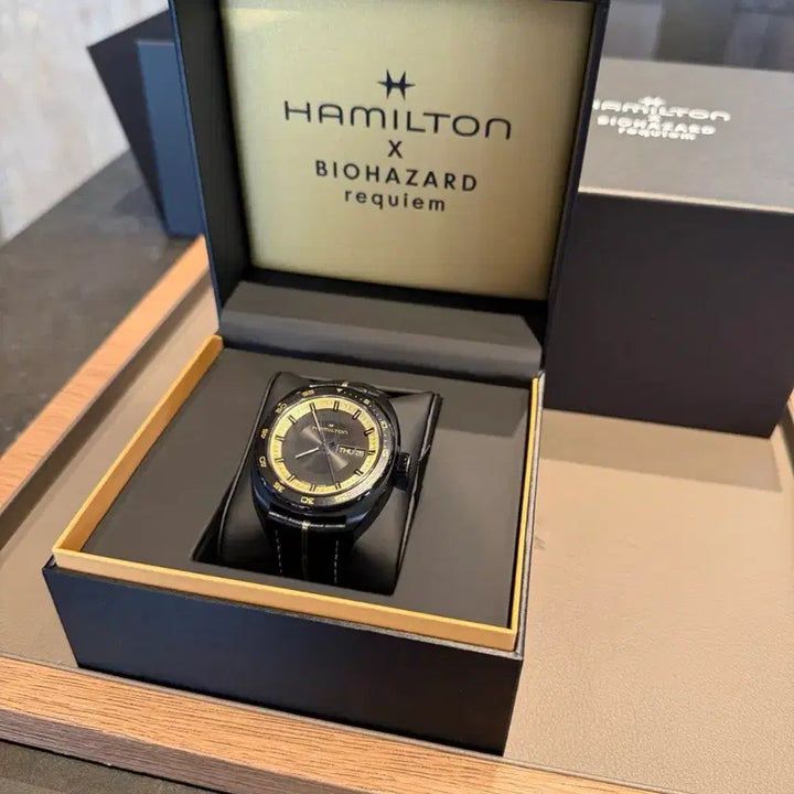 [BUNJANG] Hamilton Biohazard Collaboration Watch - Grace Model / 해밀턴 바이오하자드 콜라보 시계 한정판