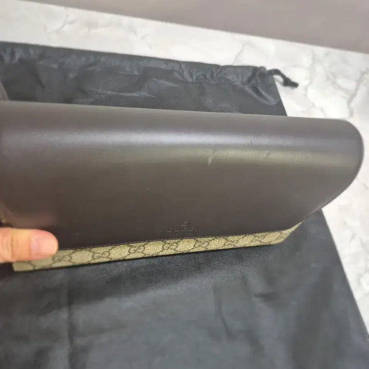 [BUNJANG] Gucci GG Supreme Clutch Bag Brown / 구찌 GG 수프림 클러치백 브라운