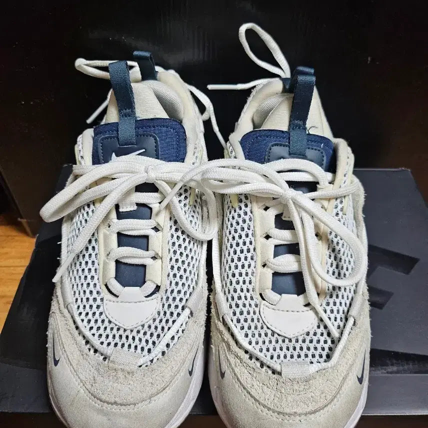 [BUNJANG] Nike Sneakers (230mm) / 나이키 운동화230사이즈