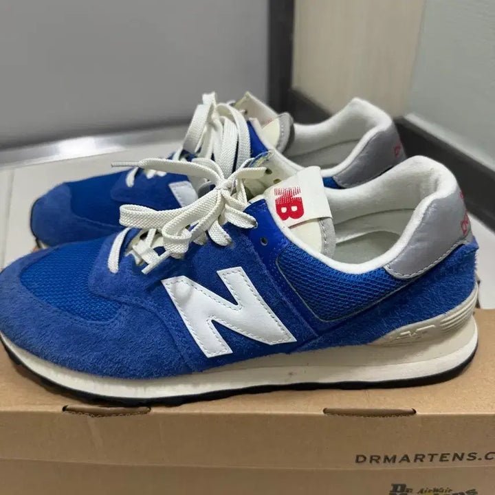 [BUNJANG] New Balance 574 Heritage Blue White Sneakers / [275] 뉴발란스 574 헤리티지 블루 화이트