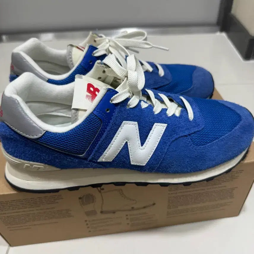 [BUNJANG] New Balance 574 Heritage Blue White Sneakers / [275] 뉴발란스 574 헤리티지 블루 화이트