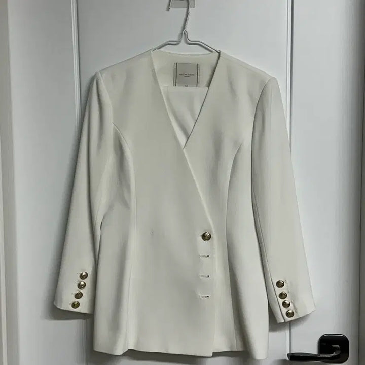 [BUNJANG] Aird Alexis White Suit Set / 에어드 알렉시스 화이트 정장 셋업 (자켓+바지)