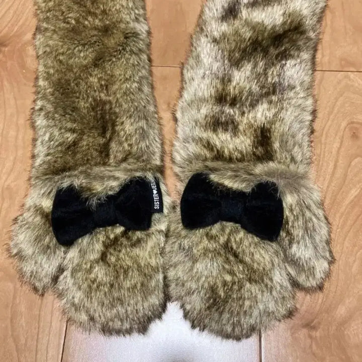 [BUNJANG] Latte Girl Ribbon Fur Muffler / 라떼갸루 퍼 목도리 리본 머플러