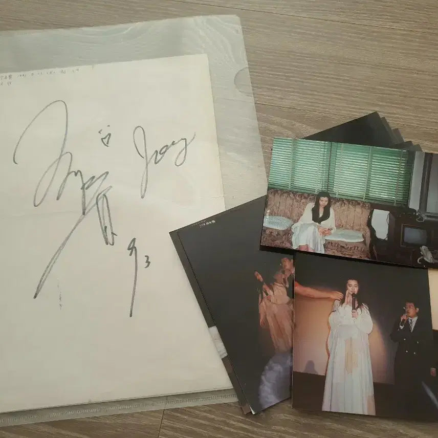 BUNJANG] Joey Wong Autographed Item / 배우 왕조현 친필싸인