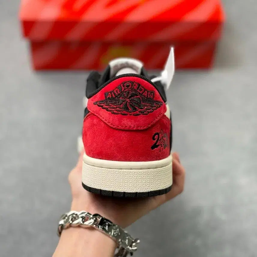 [BUNJANG] Red Low-Top Sneakers (Size 265mm) / 내 띠년을 위한 빨간 로탑 운동화