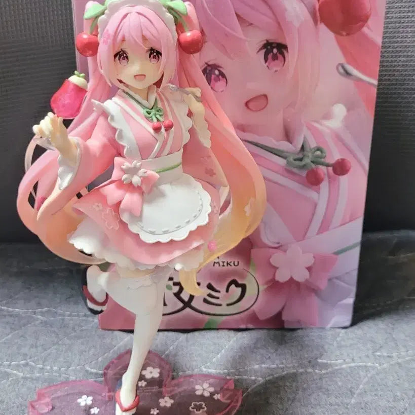 [BUNJANG] Sakura Miku Cafe Maid Figure / 찻집 카페 메이드  사쿠라 미쿠 피규어 판매