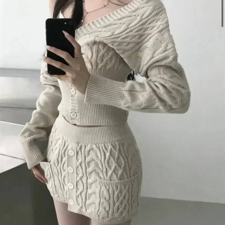 [BUNJANG] Kohee Hilda Cable Knit Cardigan / 고희 힐다 가디건