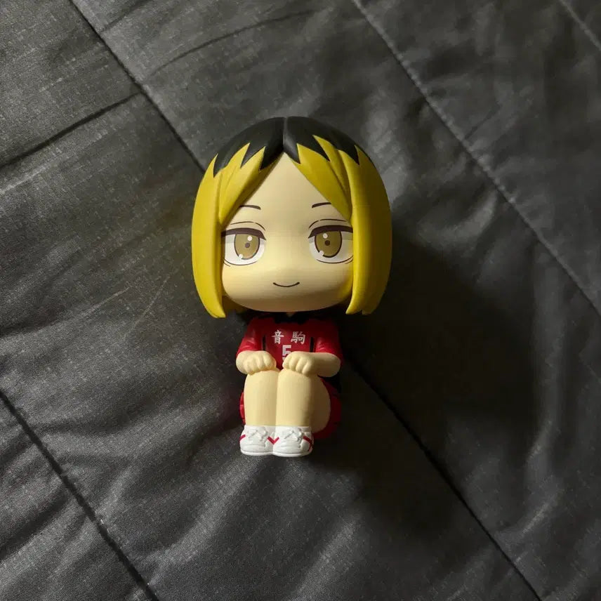 [BUNJANG] Haikyu Kenma Look Up Figure / 급처) 하이큐 켄마 룩업 가챠 덤 있음