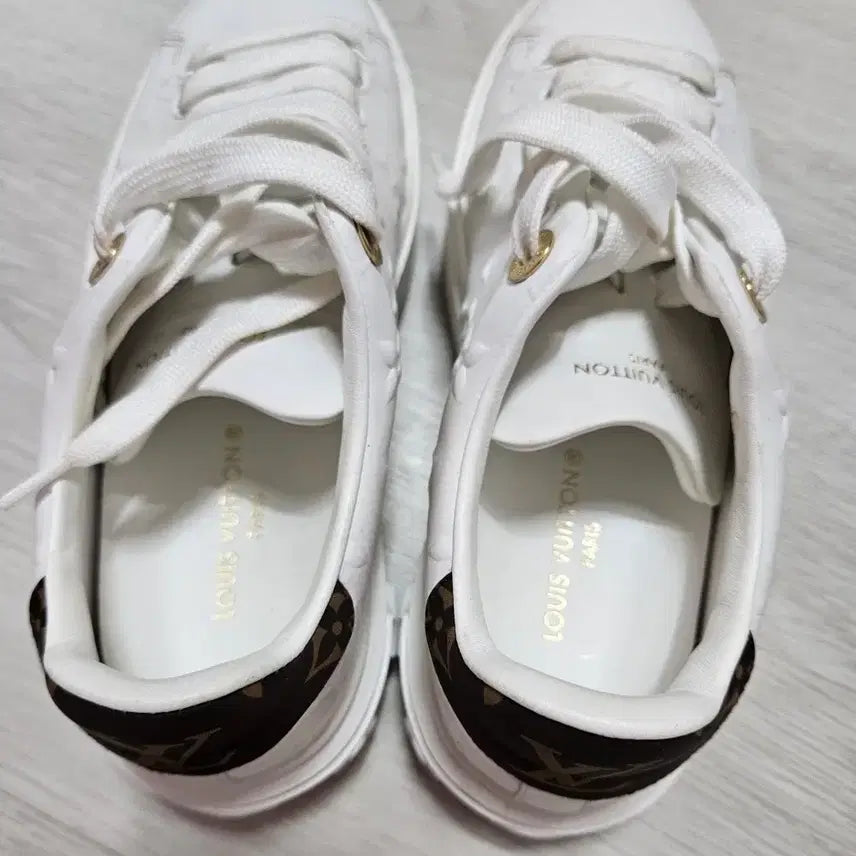 [BUNJANG] Louis Vuitton Time Out Sneakers 35 / 루이비통 타임아웃 스니커즈 35