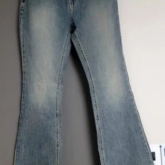 [BUNJANG] OOTJ Denim Bootcut Jeans / ootj 오오티제이 데님 부츠컷 청바지