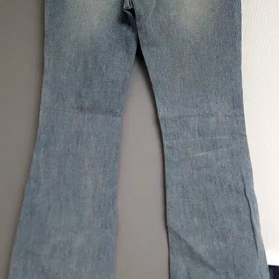 [BUNJANG] OOTJ Denim Bootcut Jeans / ootj 오오티제이 데님 부츠컷 청바지