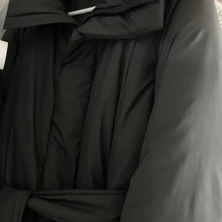 [BUNJANG] Ivana Helsinki Black Cashmere Down Coat / M 이바나헬싱키패딩 블랙패딩 벨트패딩 패딩코트 캐시미어패딩 오리털