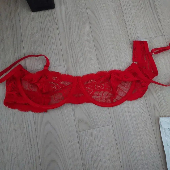 [BUNJANG] Red Lace Bra 85D / 레드 레이스 브라 85D