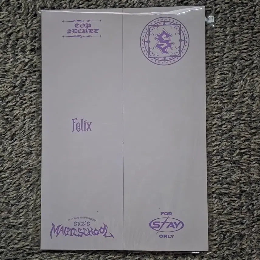 [BUNJANG] Stray Kids Felix Magic School Profile Poster Set / 스트레이키즈 필릭스 매직스쿨 프로필 포스터 세트