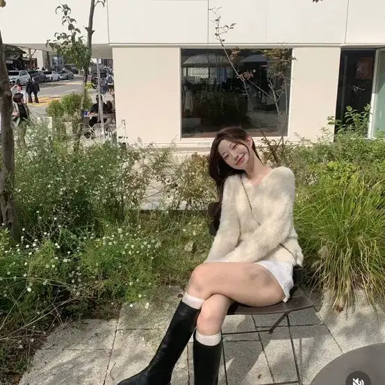 [BUNJANG] Jennio Angel V Knit Beige / 제니오 angel v knit 베이지