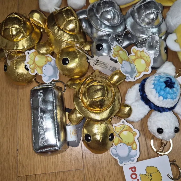[BUNJANG] Silver Bar, Gold Turtle, Beer Doll Keyring / 실버바 키링 실버바인형 금거북이 은거북이 맥주인형 거북이인형 거북이키링