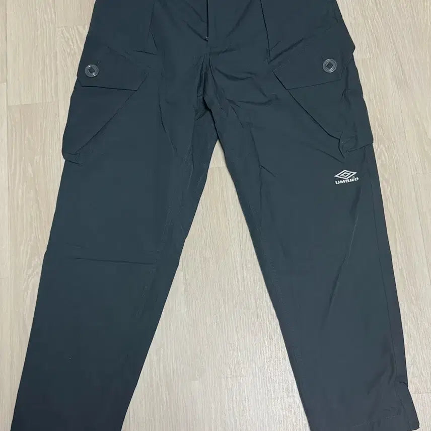 [BUNJANG] Spectator Umbro Combat Trousers (M) / 스펙테이터 엄브로 바지 컴뱃 트라우저 M 새상품