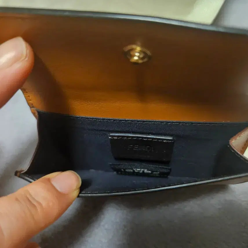 [BUNJANG] Fendi Roma Card Wallet (Brown) / 펜디 로마 카드 지갑 (브라운)