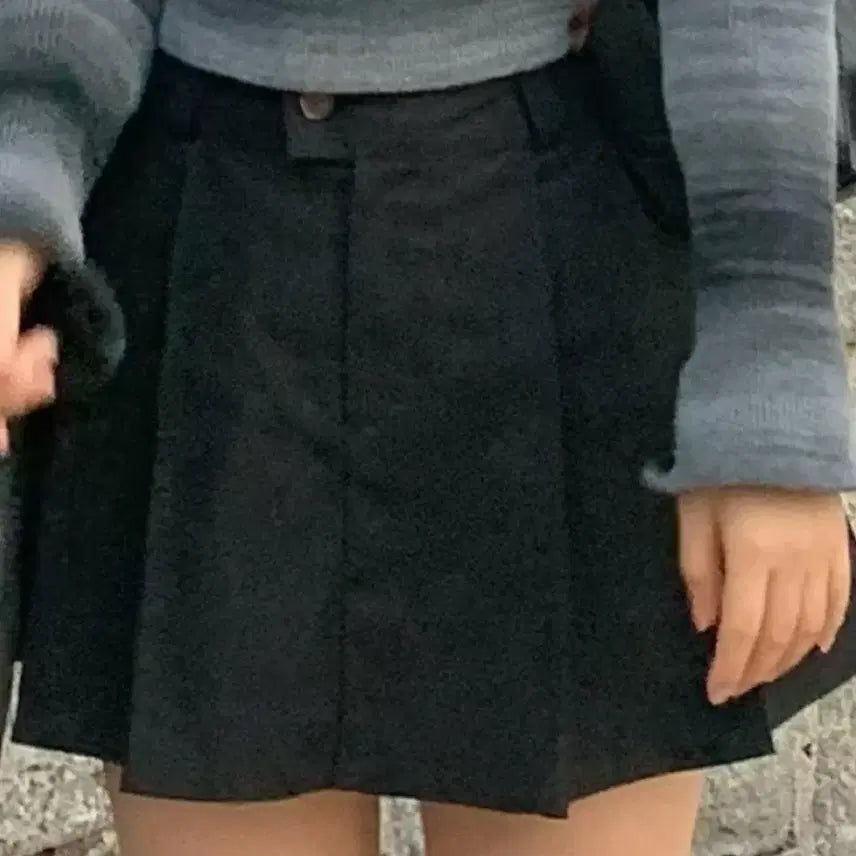 [BUNJANG] Black A-Line Mini Skirt / 블랙 스커트