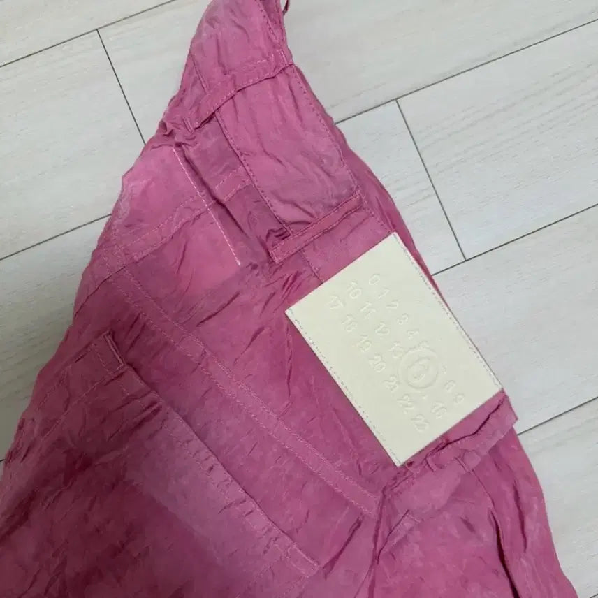 [SOLD OUT] MM6 메종 마르지엘라 핑크 주름 바지 36사이즈 새상품 팬츠