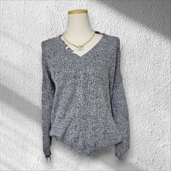 [BUNJANG] V-Neck Knit Sweater / 데미지 V넥 니트