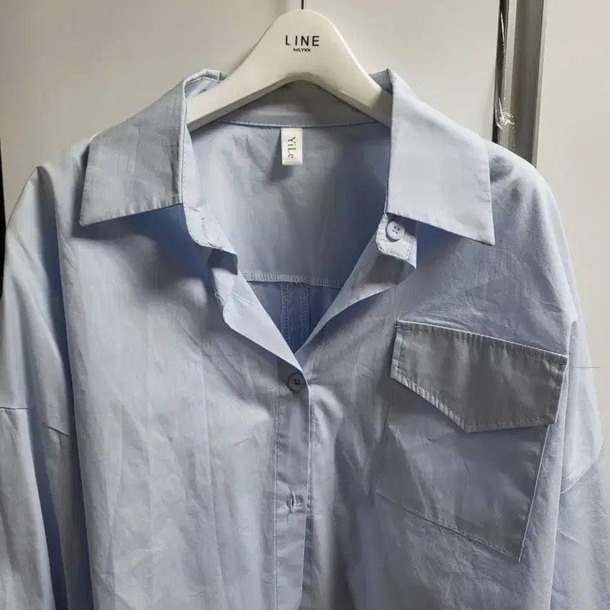 [BUNJANG] Unworn Cropped Shirred Blouse / [착용만해본새제품무방] 소매밴딩셔링 뒤트임 크롭 셔츠남방 프리사이즈